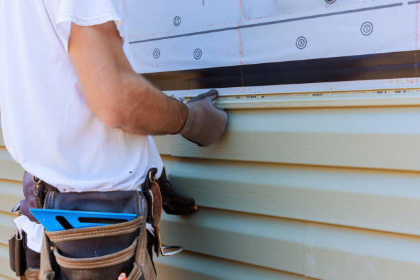 Trusted Emergency Siding Repair service in Granville, OH - Creative Siding
